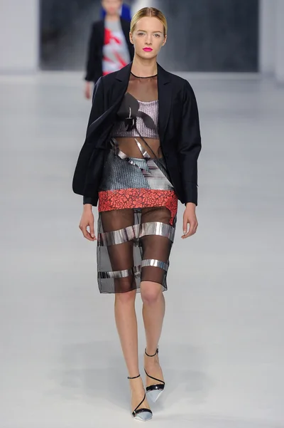 Look 1